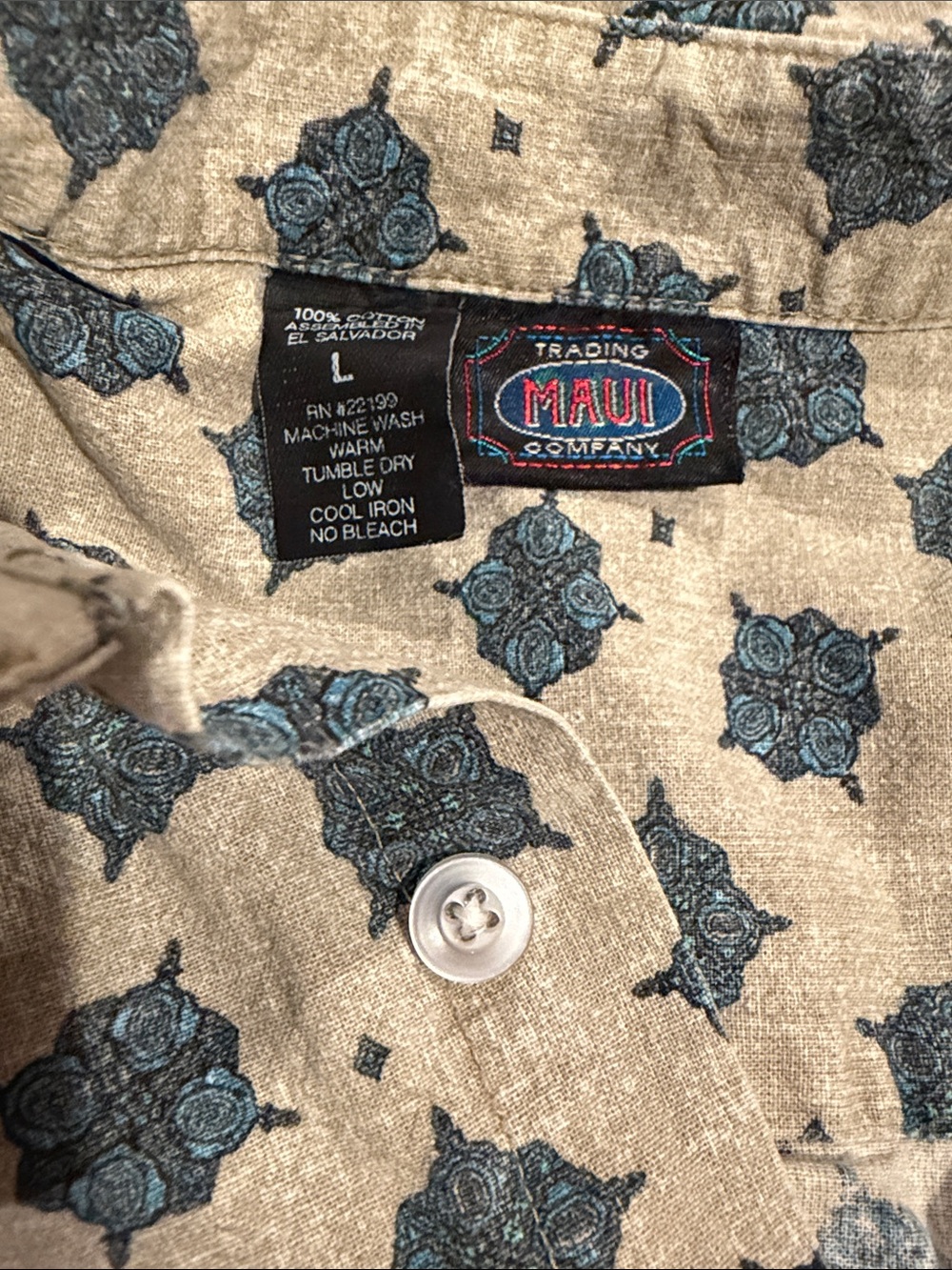Men's Casual Short-Sleeve Button-Down Shirt — Blue Geometric Print - Picture 2 of 4